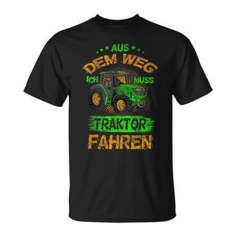 Tractor Aus Dem Weg Ich Muss Traktor Fahren [A T-Shirt - Seseable